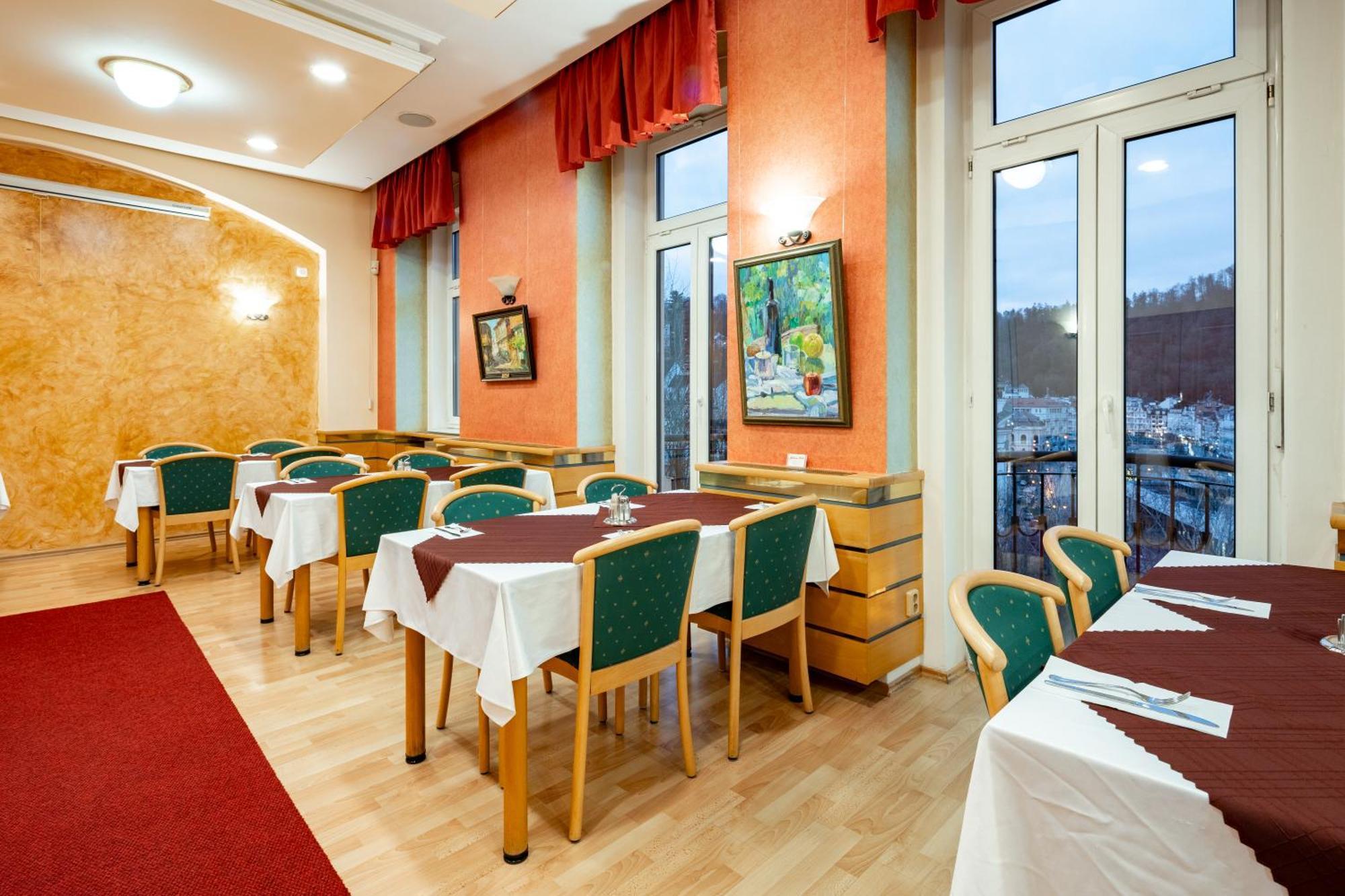 Wellness Hotel Jean De Carro Karlovy Vary Exterior photo